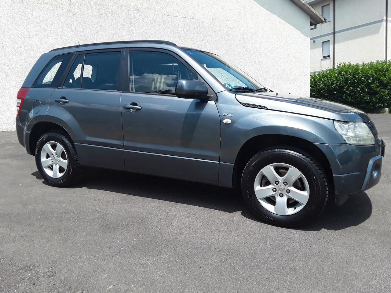 Suzuki Grand Vitara 1.9 DDiS 5 porte Executive 2008