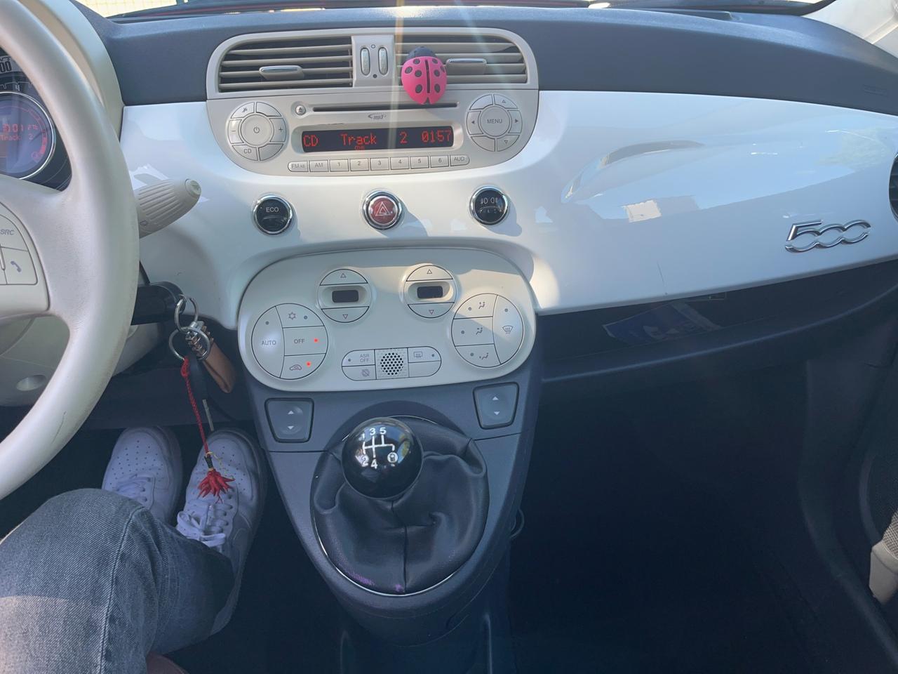Fiat 500 0.9 TwinAir Turbo Lounge 2011 137.000 KM
