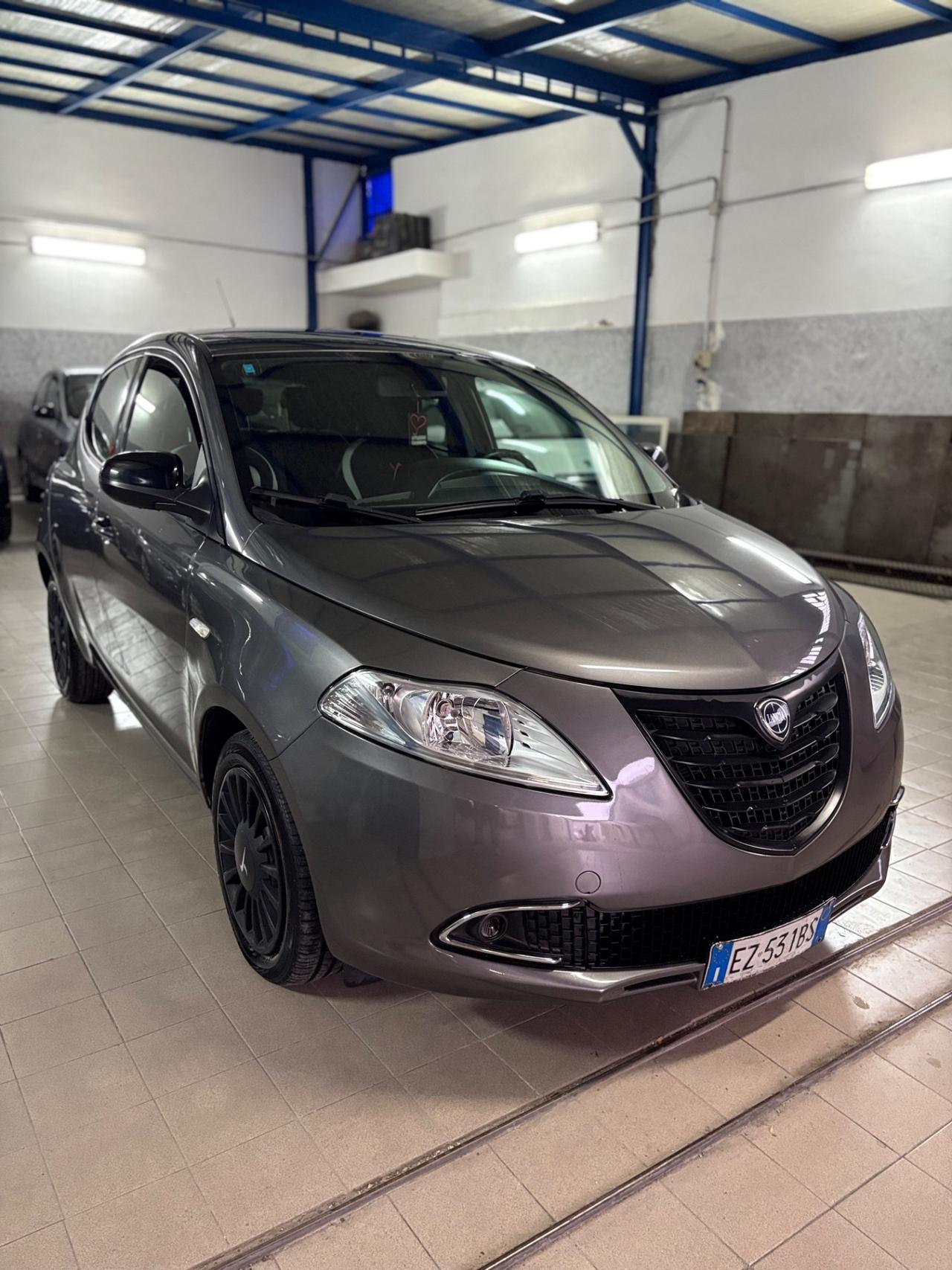 Lancia Ypsilon 1.2 GPL Ecochic Elefantino 69cv