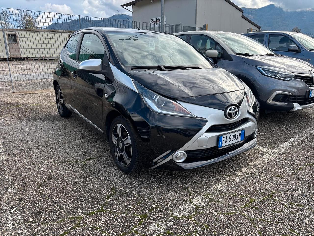 Toyota Aygo 1.0 X-COOL 5 porte - 2015