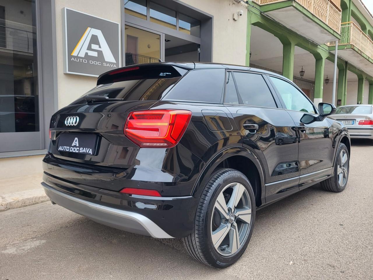 Audi Q2 1600 TDI S line Edition Cerchi 18 Pelle Fari Led...