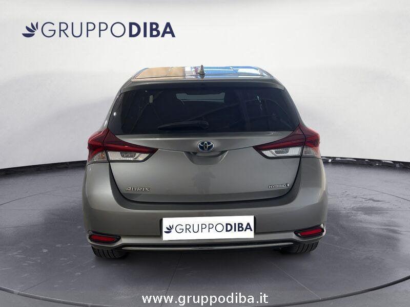 Toyota Auris II 2015 Benzina 1.8h Lounge cvt