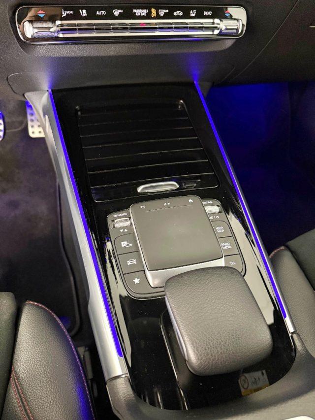 MERCEDES-BENZ GLB 200 d Premium AMG Line 7 POSTI