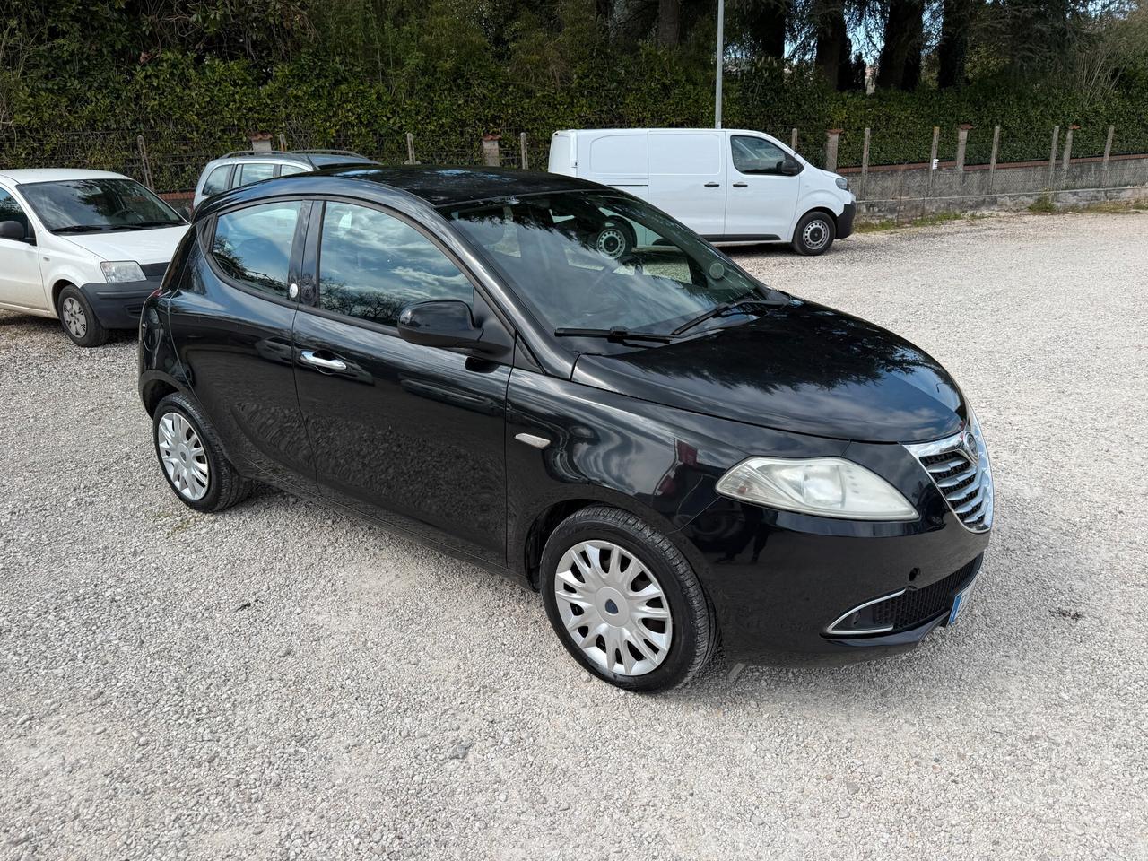 Lancia Ypsilon 1.2 69 CV GPL Ecochic Gold