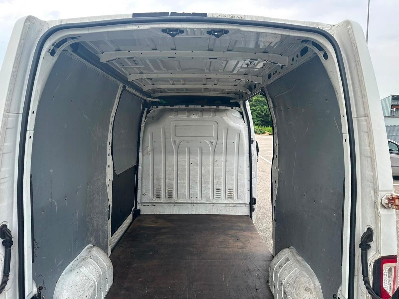 Renault master