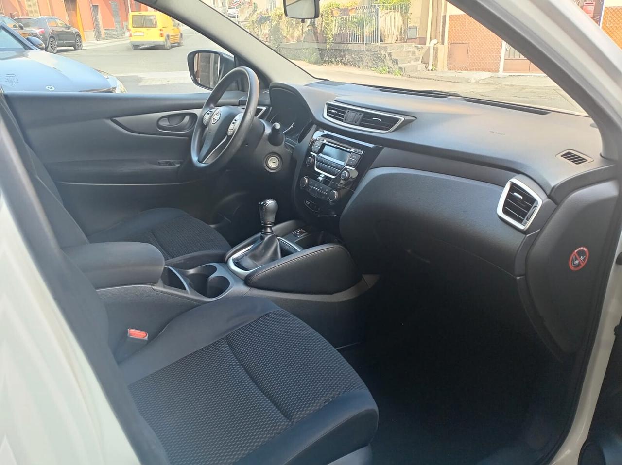 Nissan Qashqai 1.2 DIG-T Acenta