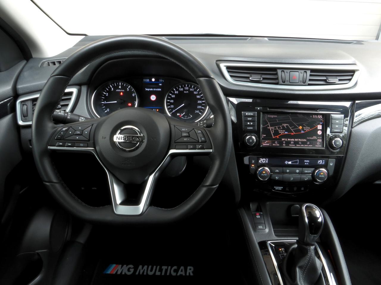 Nissan Qashqai 1.3dig-t N-Connecta 160cv tetto panorama/camera360