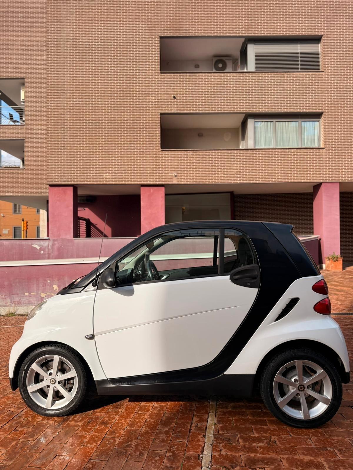 Smart ForTwo 800 33 kW coupé pulse cdi