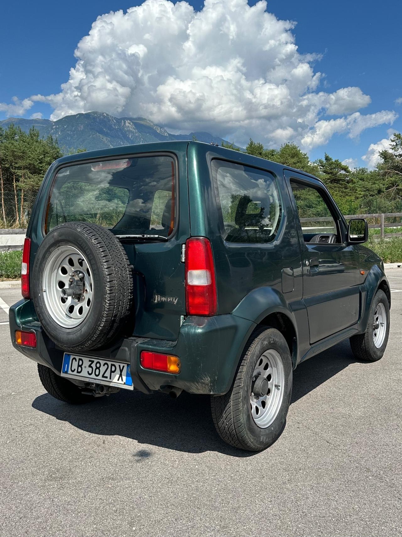 Suzuki Jimny 1.3i 4x4