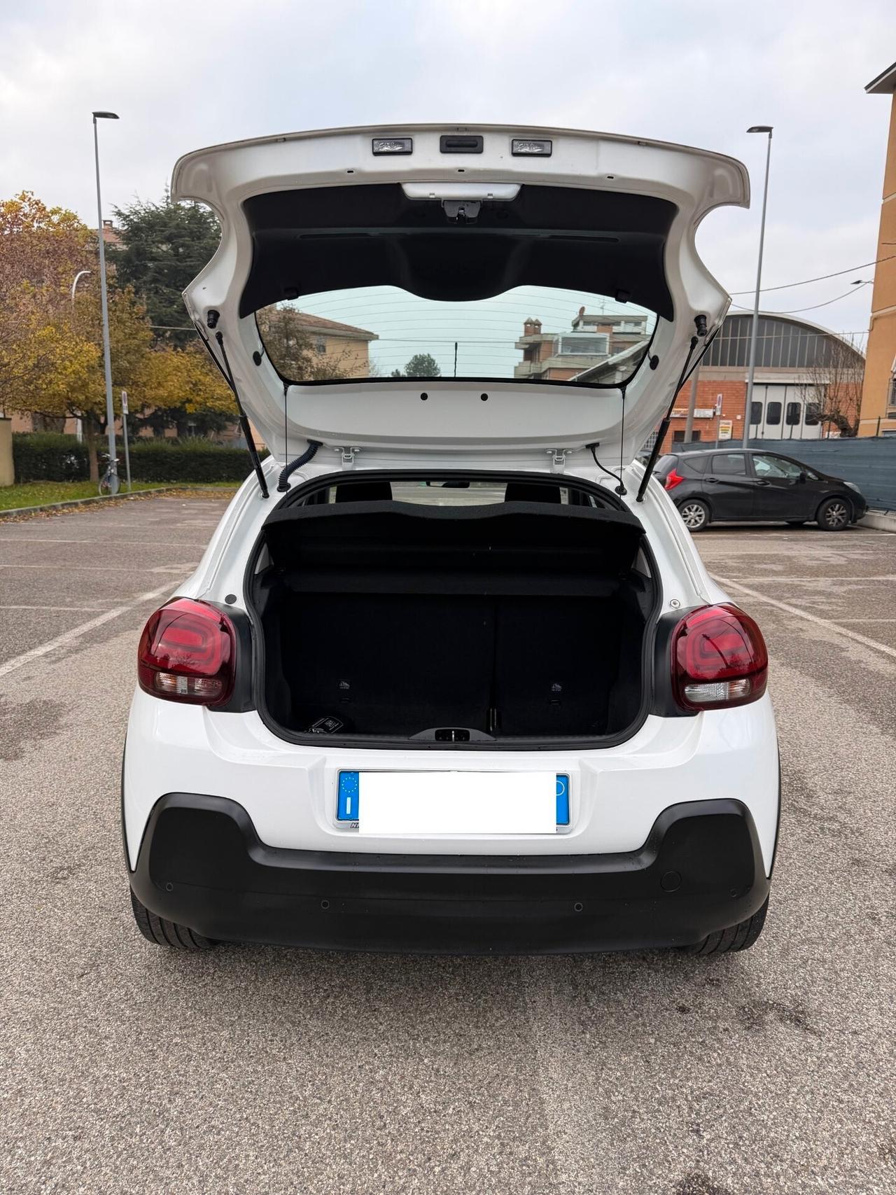 Citroen C3 1.2 - NEOPATENTATI - 12 MESI DI GARANZIA -