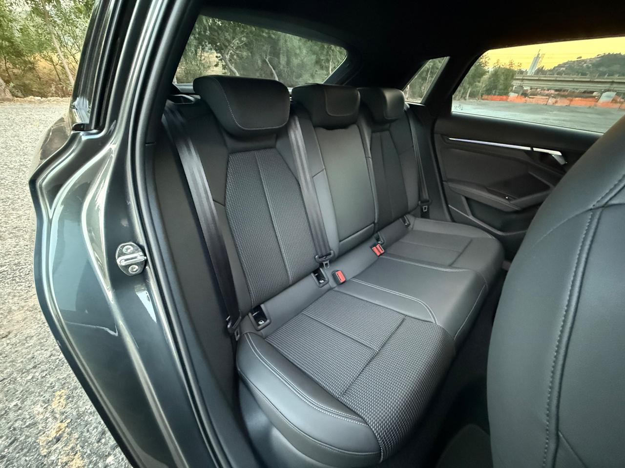 AUDI A3 SPB 35 TDI S TRONIC S LINE EDITION
