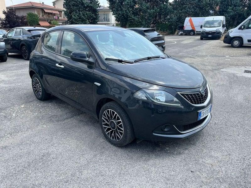 Lancia Ypsilon Ypsilon 1.0 FireFly 5 porte S&S Hybrid Platino