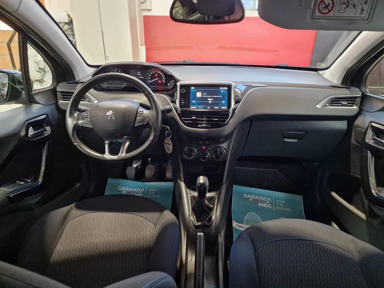 Peugeot 208 PureTech 82 Stop&Start 5 porte Signature
