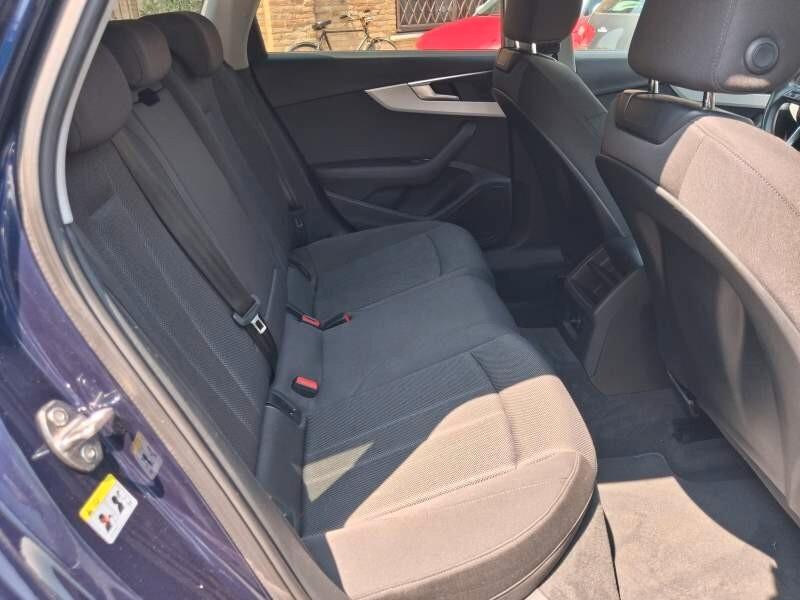 Audi A4 Avant 40 g-tron S tronic Business