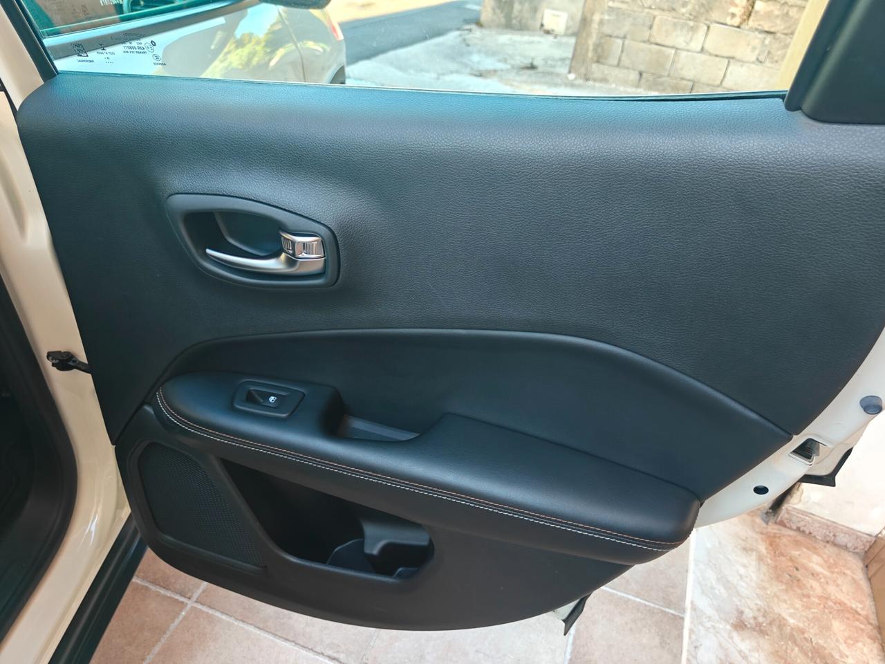 Jeep Compass 1.6 Multijet II 2WD Longitude