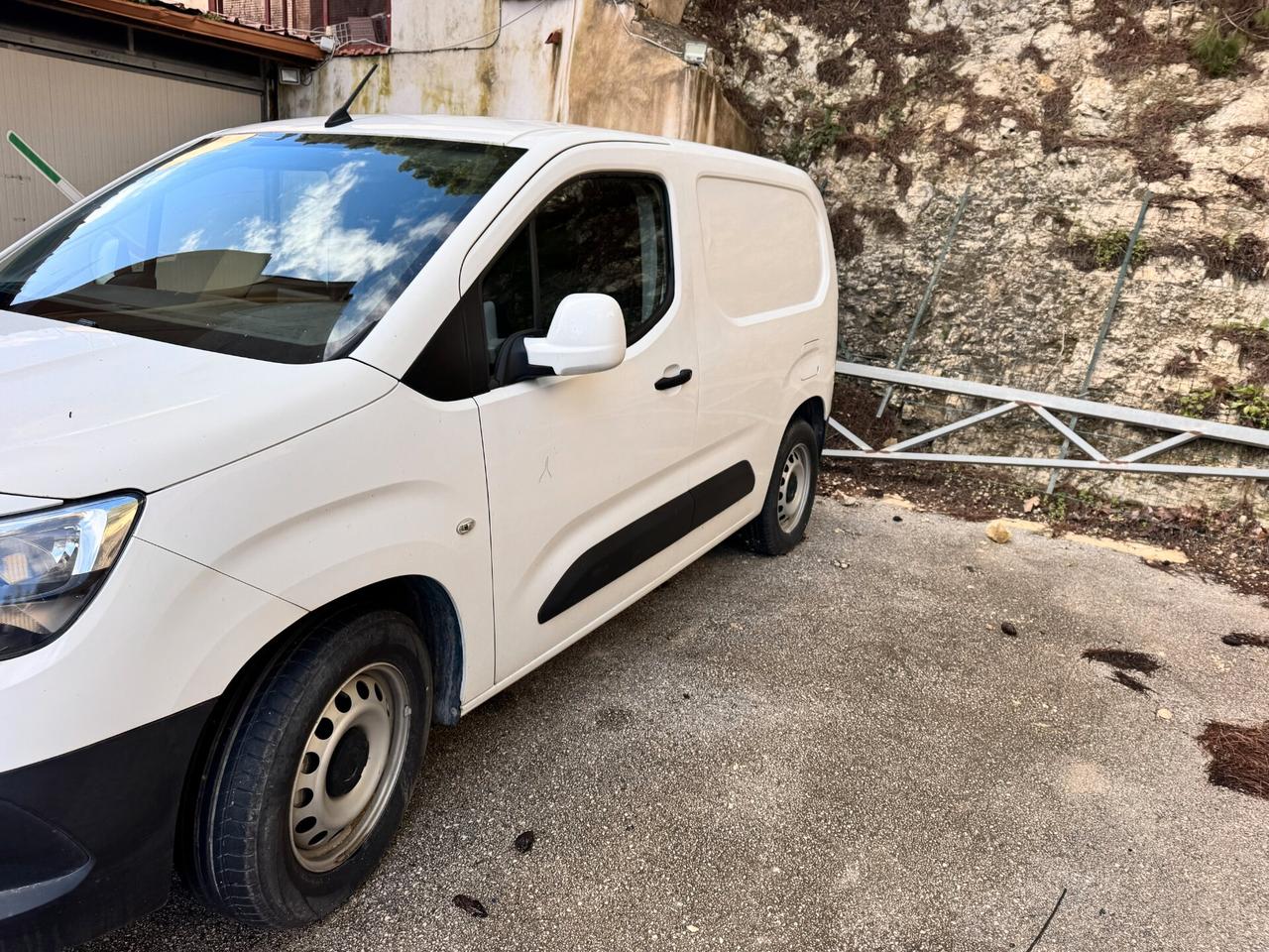 Opel Combo Cargo 1.6 Diesel PC 1000kg Edition