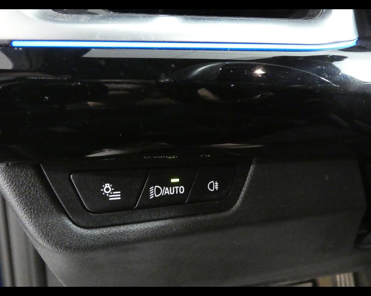 BMW Serie 2 A.T. (U06) - 218d Active Tourer