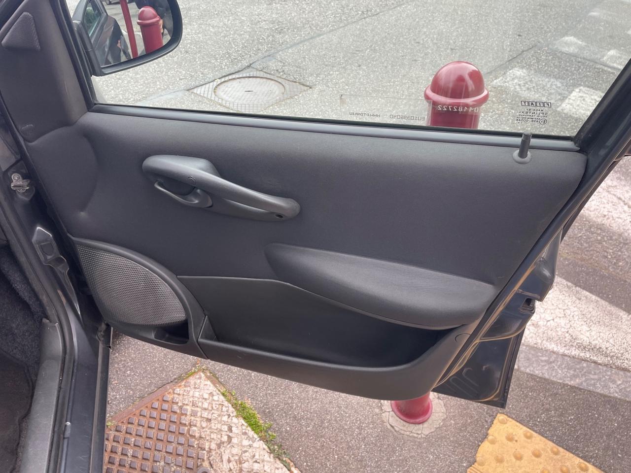 Fiat Punto Classic 1.2 5 porte/1PROP/GARANZIA 12 MESI