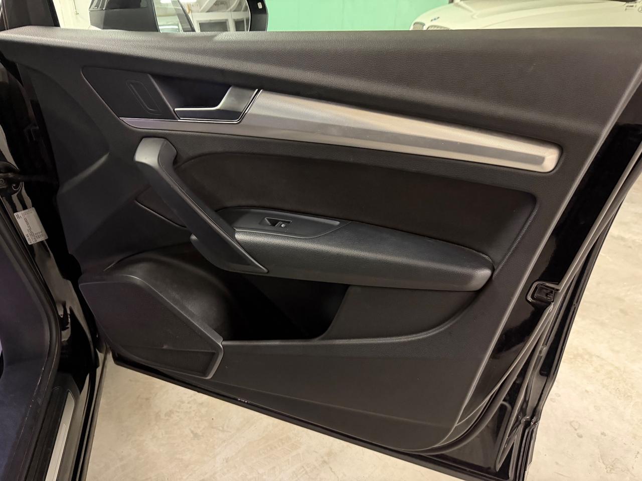 Audi Q5 2.0 TDI 190 CV quattro S tronic Business Sport