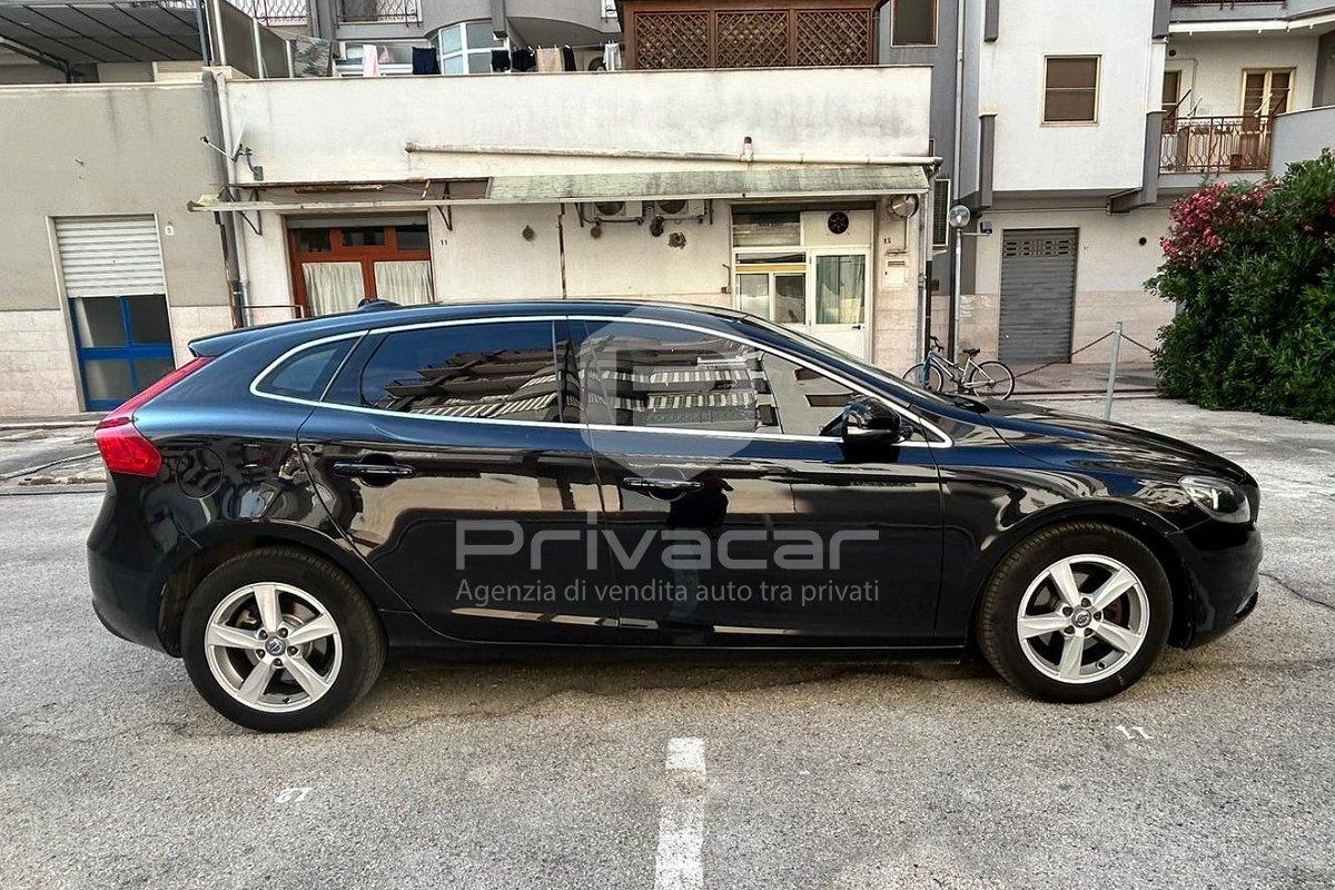 VOLVO V40 D2 1.6 Kinetic