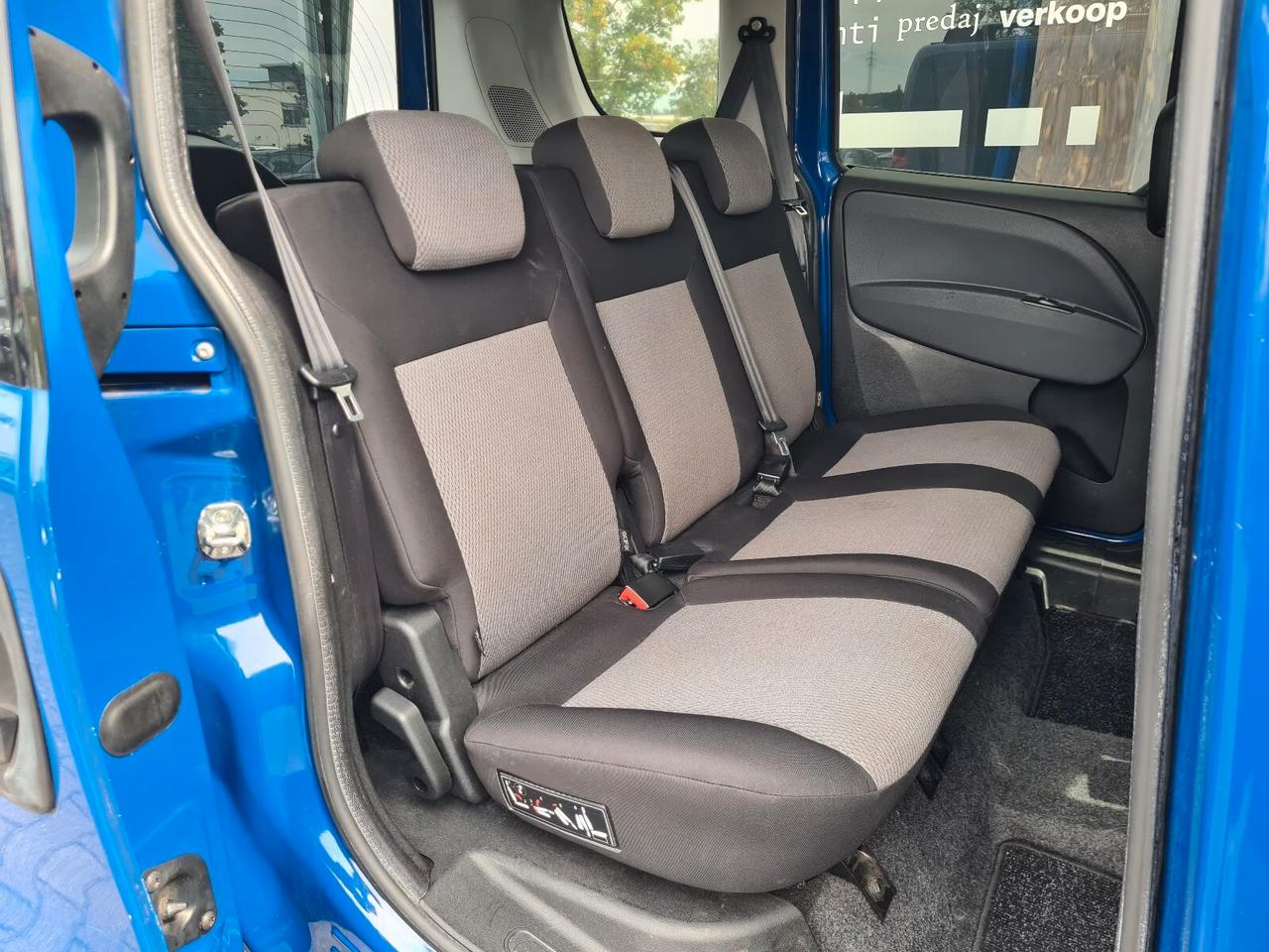 Fiat Doblò 1.6 MJT 16V Emotion 5 POSTI