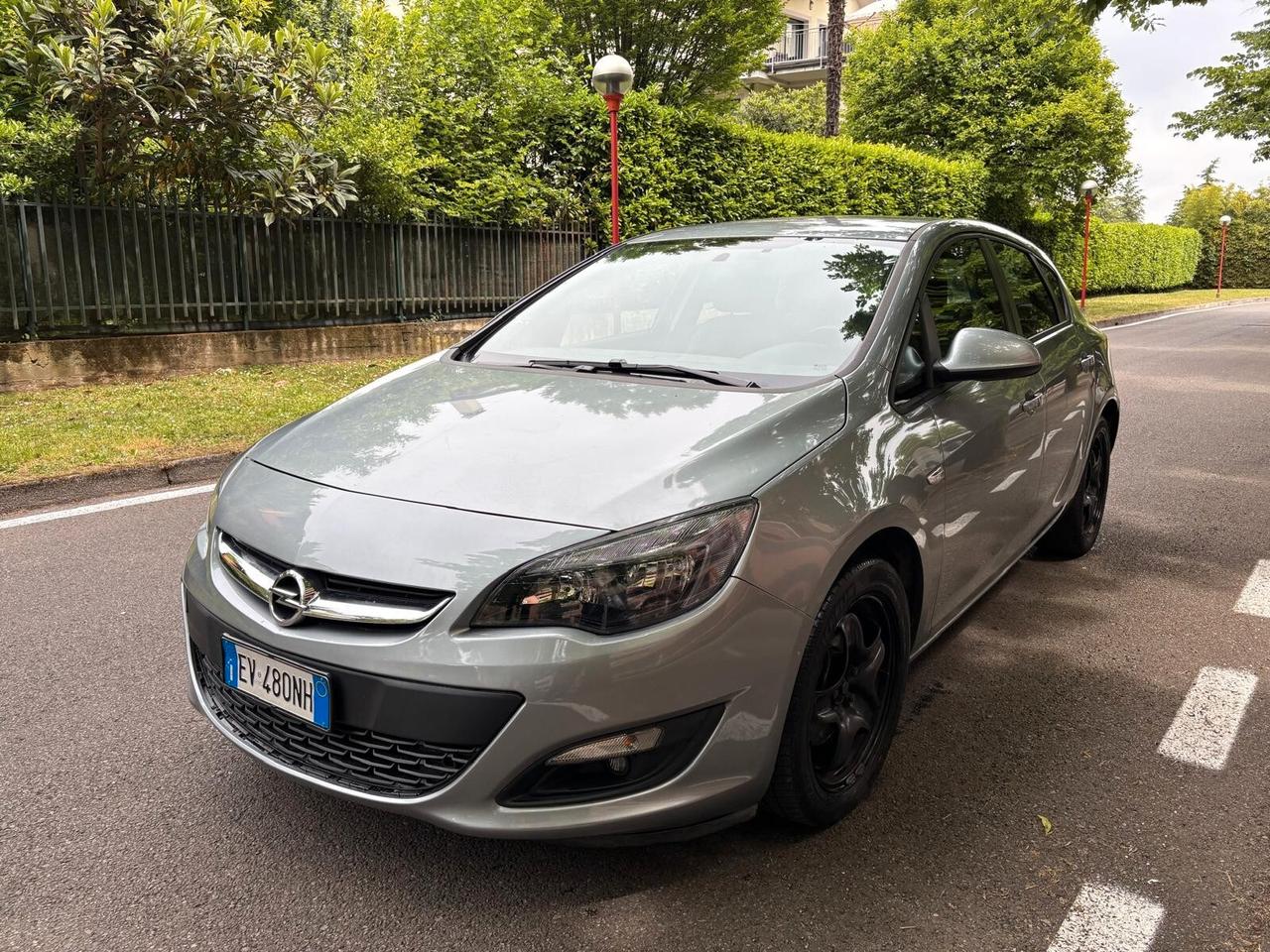 Opel Astra 1.7 CDTI 110CV 5 porte Cosmo