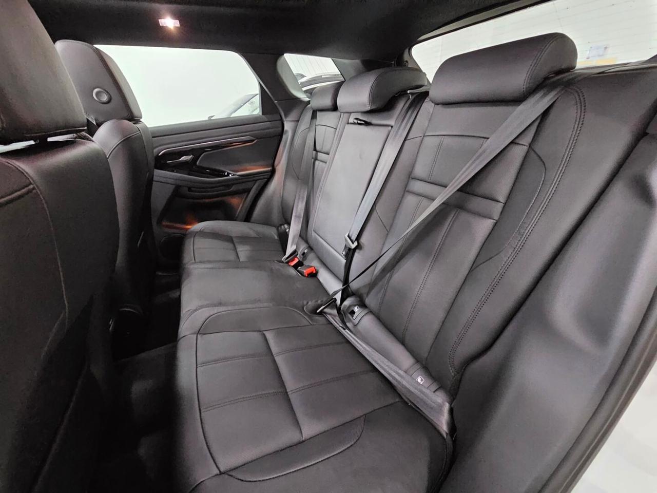 Land Rover Range Evoque 2.0D I4 163 CV AWD Auto R-Dynamic SE
