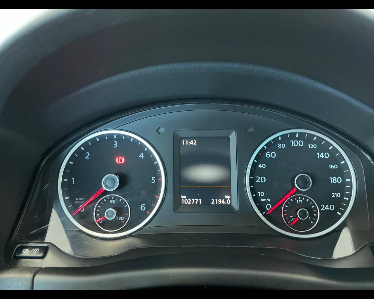 VOLKSWAGEN Tiguan 1ª serie - Tiguan 2.0 TDI 110 CV Sport & Style BlueMotion Technology
