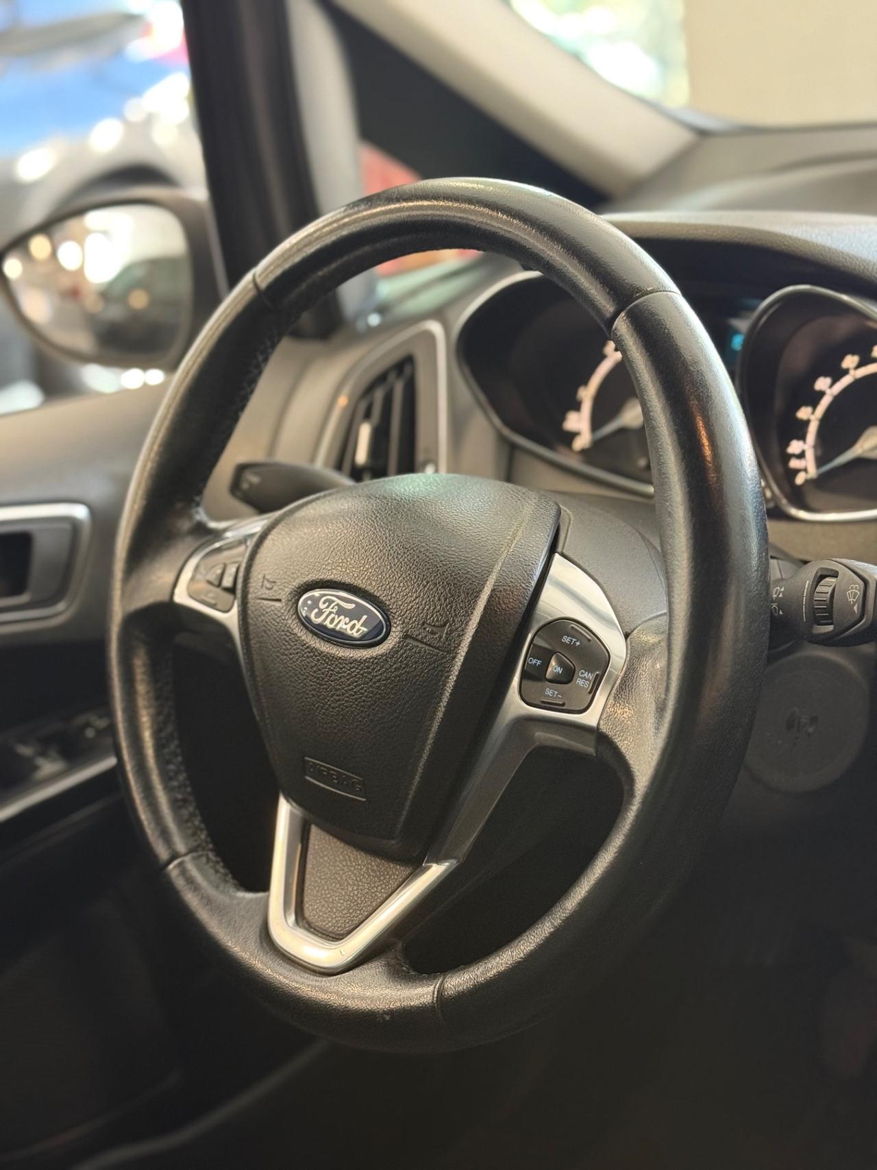 Ford B-Max 1.5 TDCi 75 CV Titanium