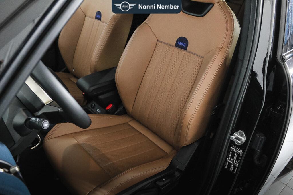 Mini Mini Countryman 2.0 48V D Favoured Steptronic