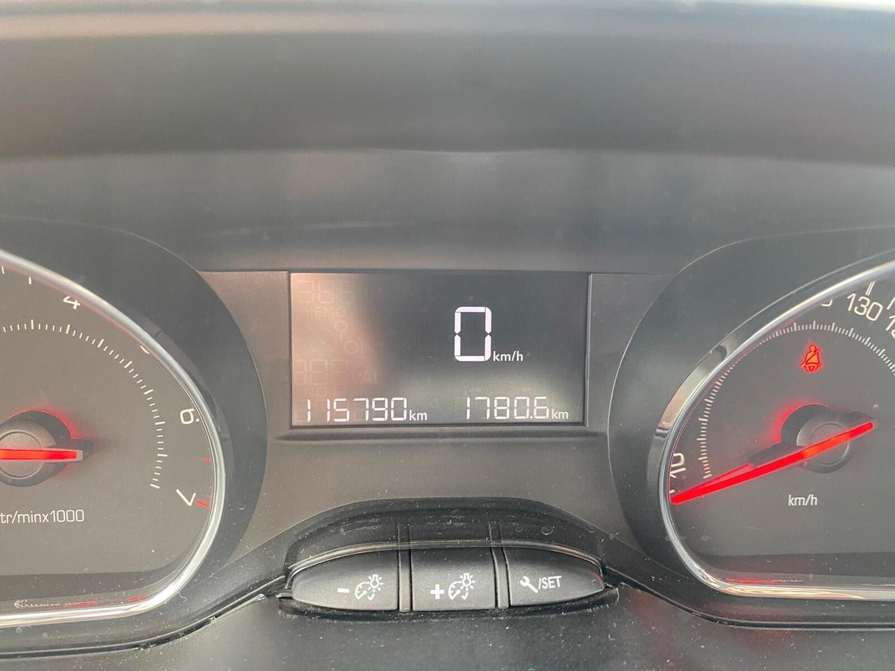 Peugeot 208 1.4 95 CV 5p. GPL - UNICO PROP - GARANZIA 12 MESI