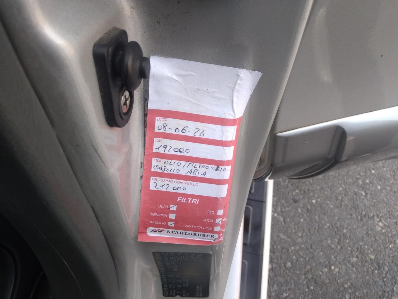 Hyundai Santa Fe 2.0 CRDi 125cv TD VGT 4WD Dynamic x neopatentati