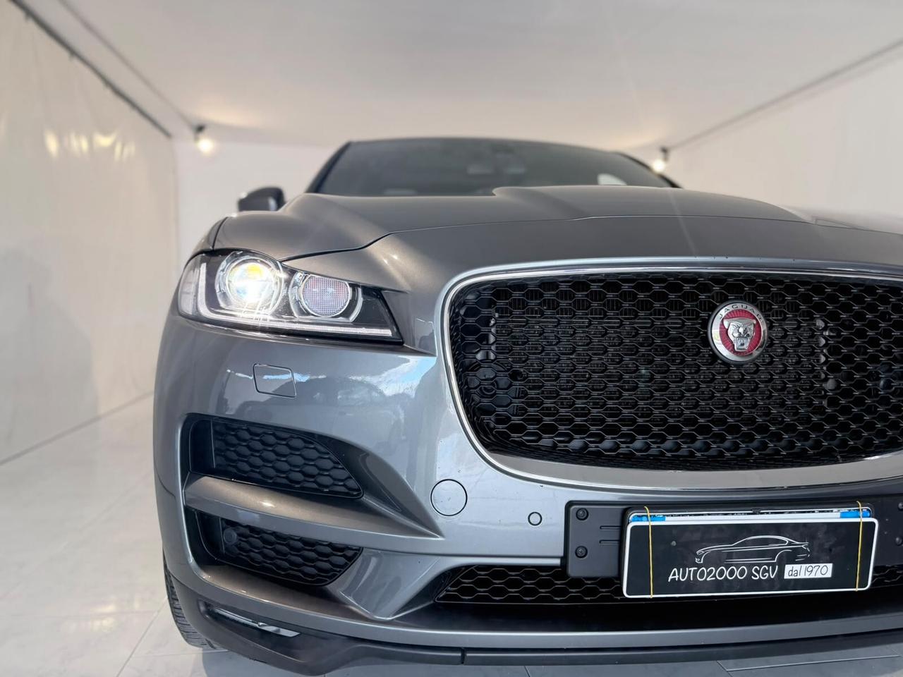 JAGUAR F-PACE PORTFOLIO 2.0AWD 180CV PRONTA CONSEGNA