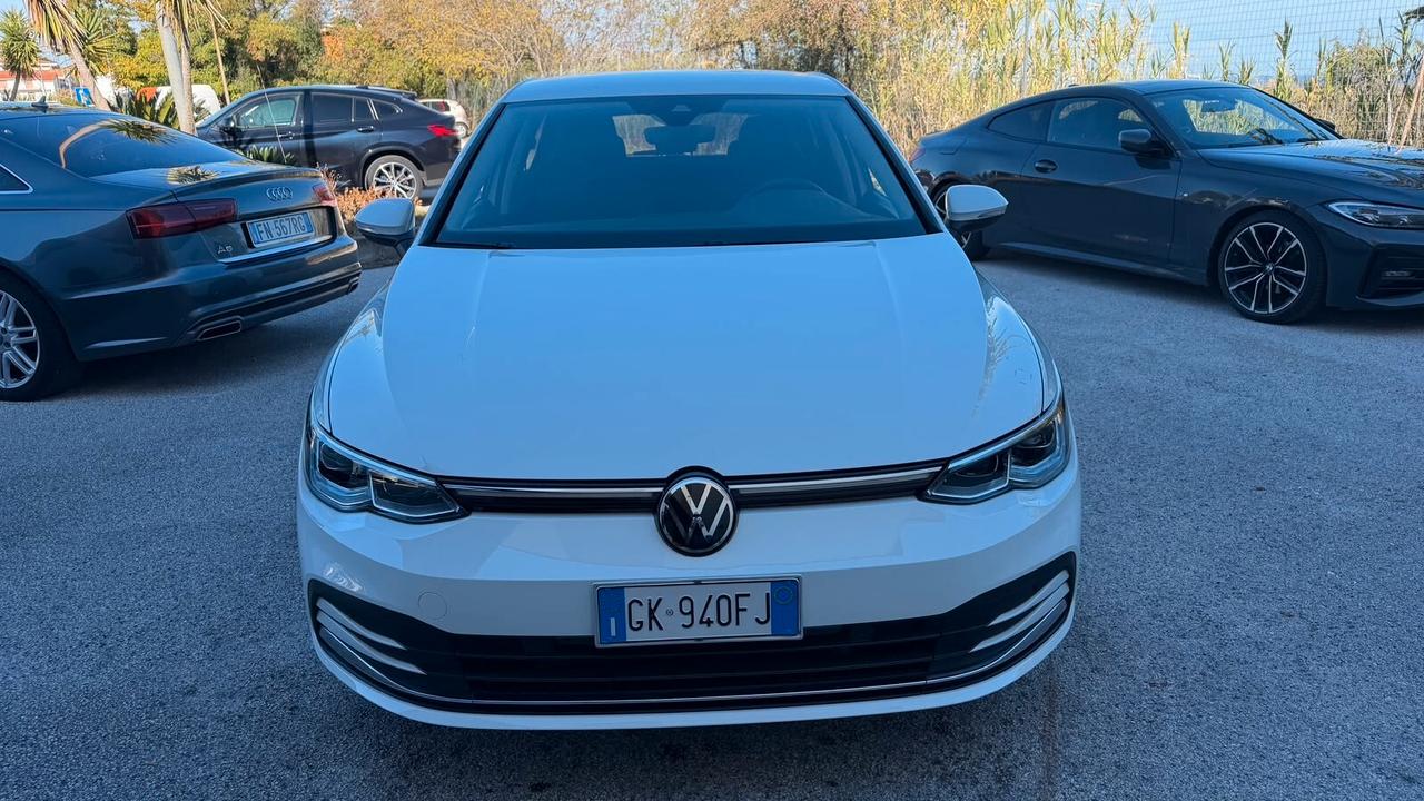 Volkswagen Golf 8 2.0 TDI DSG Style