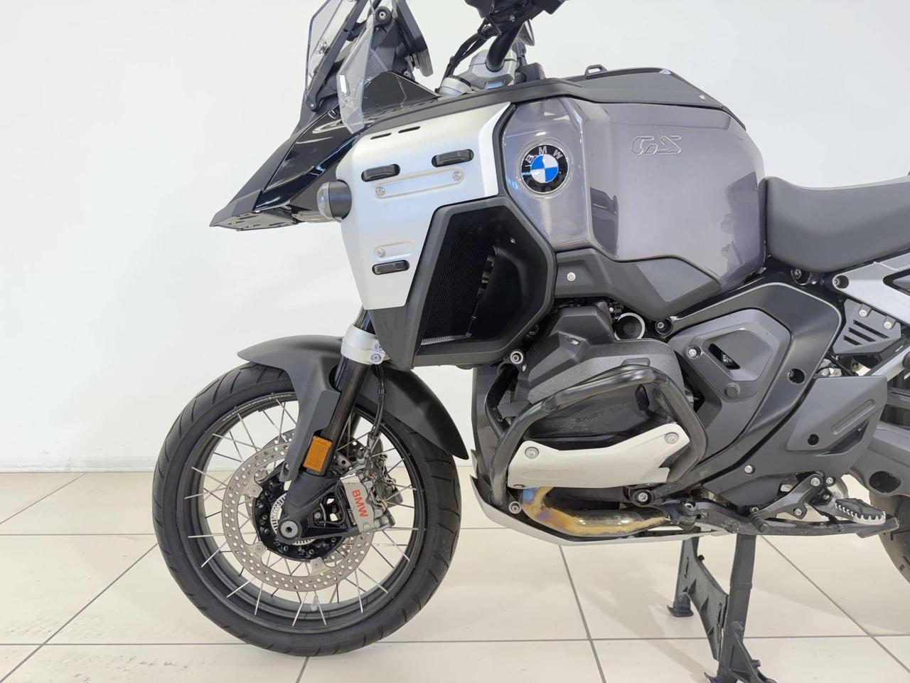 BMW R 1300 GS Adventure Triple Black