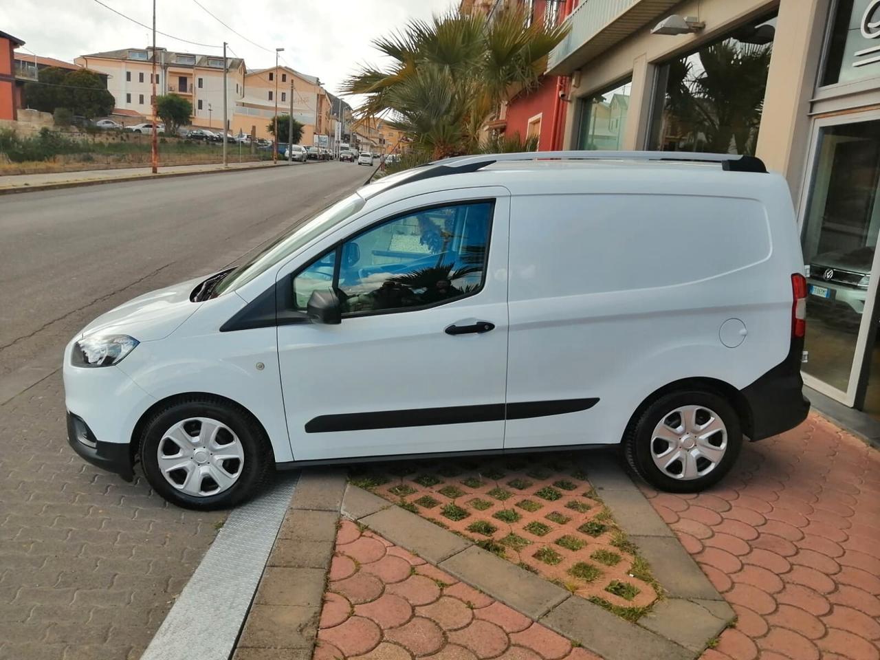 Ford Transit Courier 1.5 TDCI 100 CV S&S trend