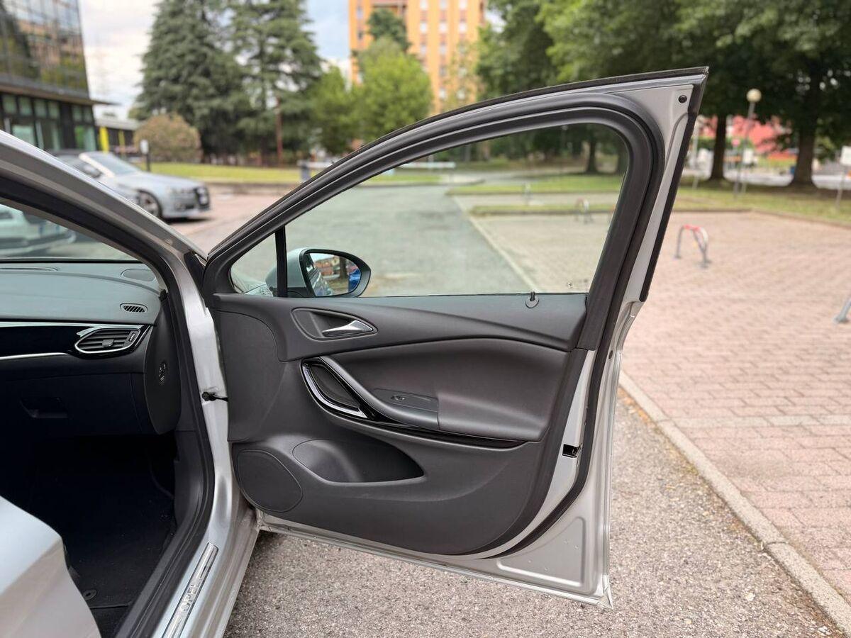Opel Astra 1.6 cdti Innovation s&s 110cv