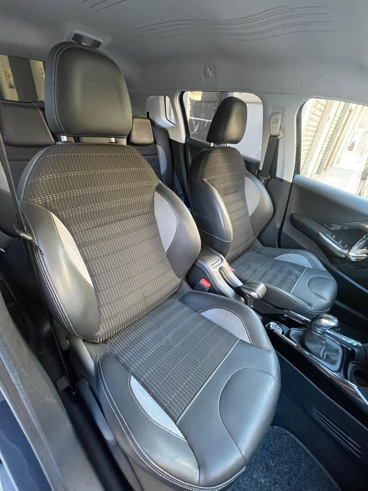 Peugeot 2008 BlueHDi 100 Allure