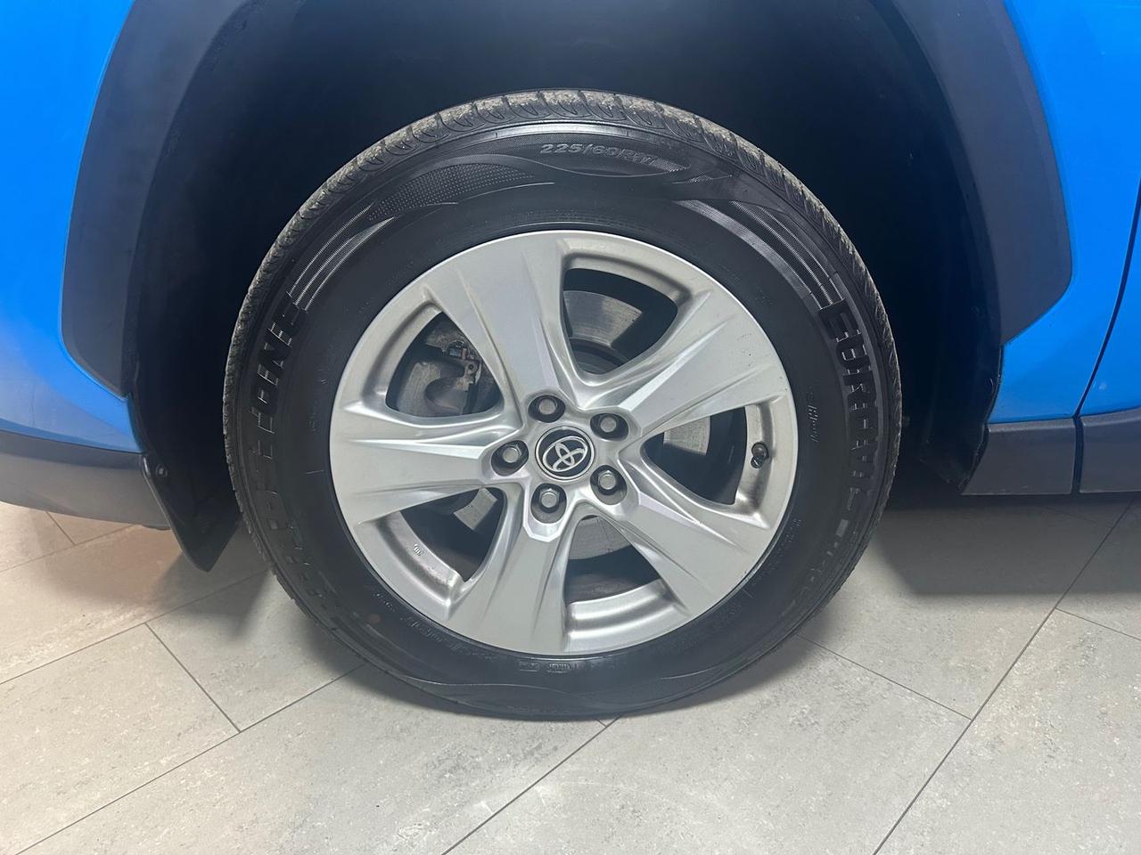 Toyota RAV 4 Active 2.5 VVT-i HEV #8917