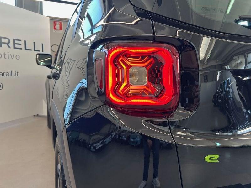 Jeep Renegade e-Hybrid 1.5 T4 MHEV 130cv Summit DDCT