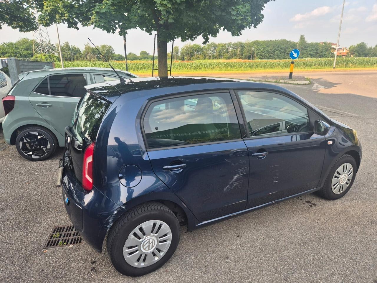 Volkswagen up! 1.0 75 CV 5p. high up!