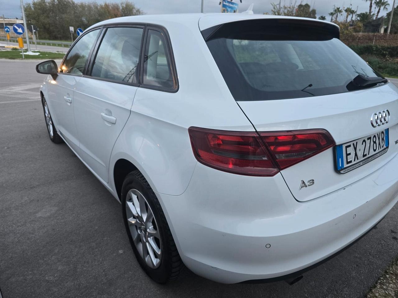 Audi A3 1.6 TDI clean diesel Ambition