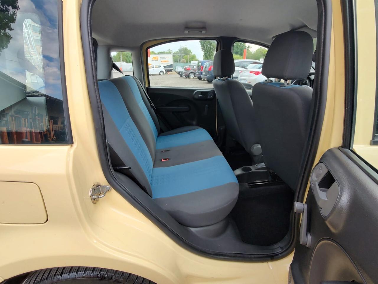 Fiat Panda 1.2 Dynamic NATURAL POWER MAMY, BENZINA\METANO, OK NEOPATENTATI, GARANZIA.12 MESI