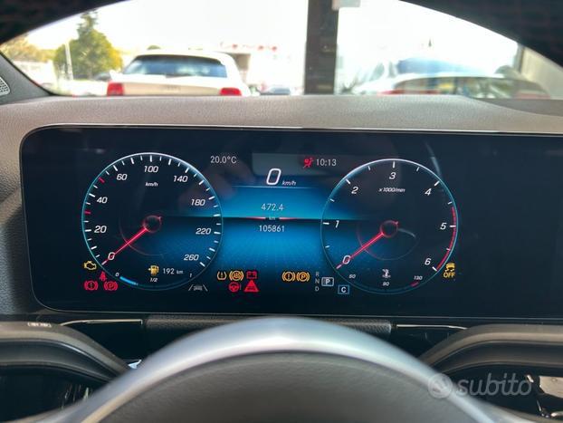 MERCEDES-BENZ GLA 200 d Automatic Premium
