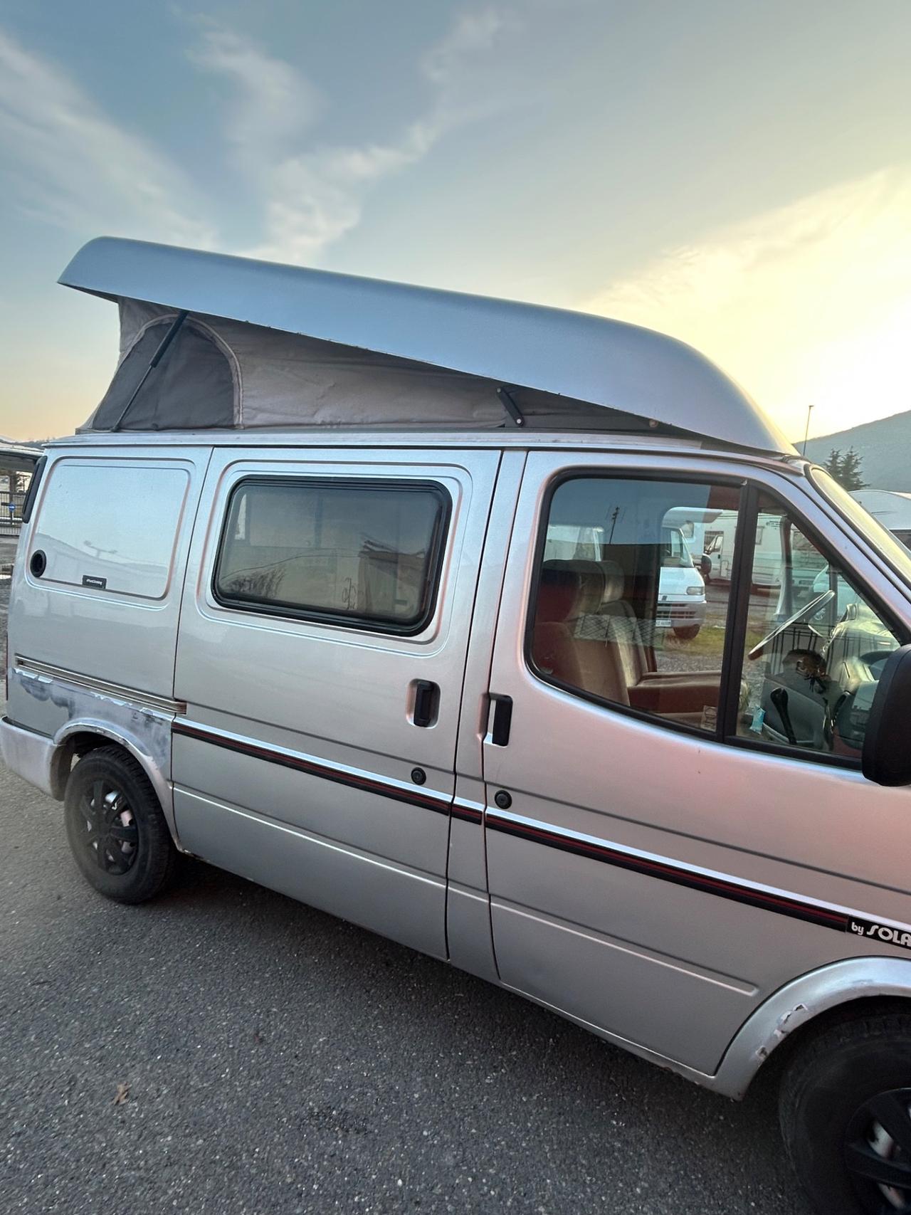 237 solari a camper puro del 2000 in saldo