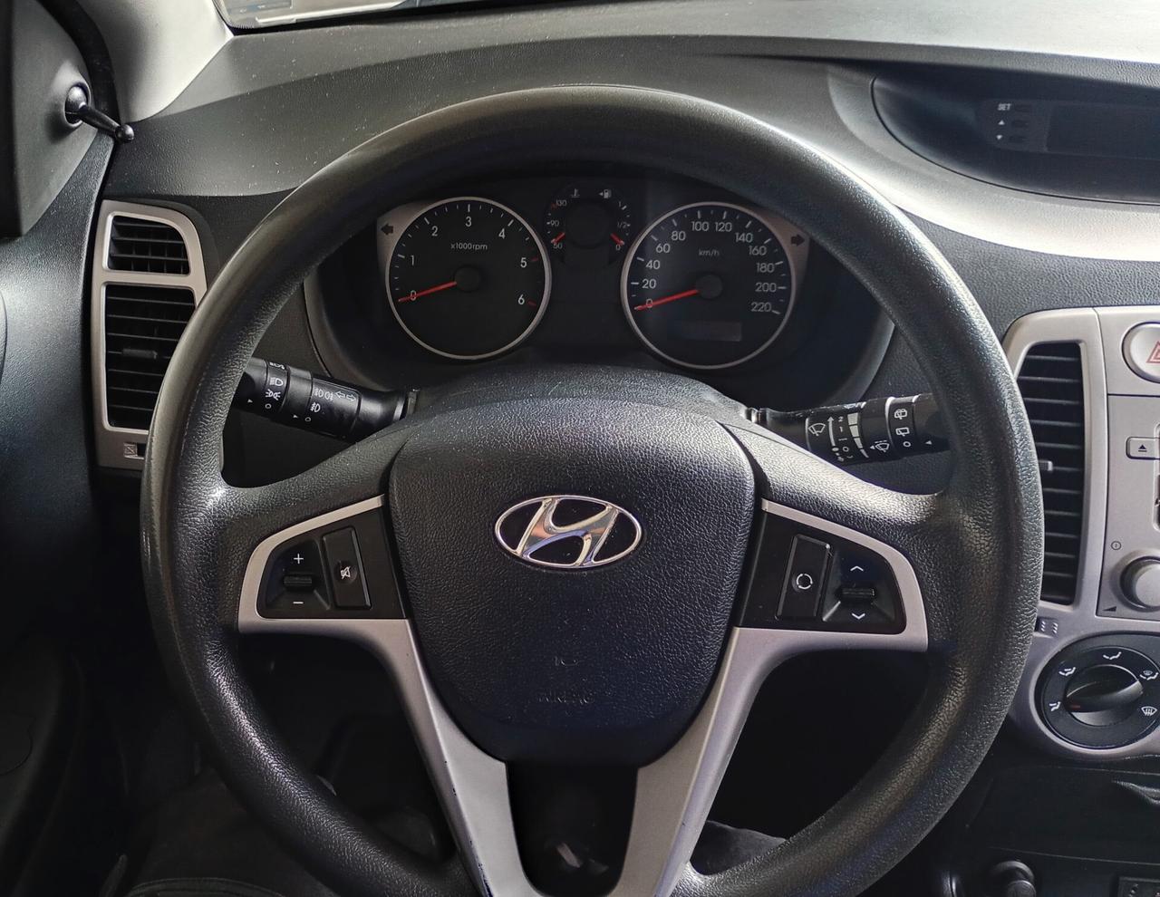 Hyundai i20 1.4 CRDi 5p. Sound Edition