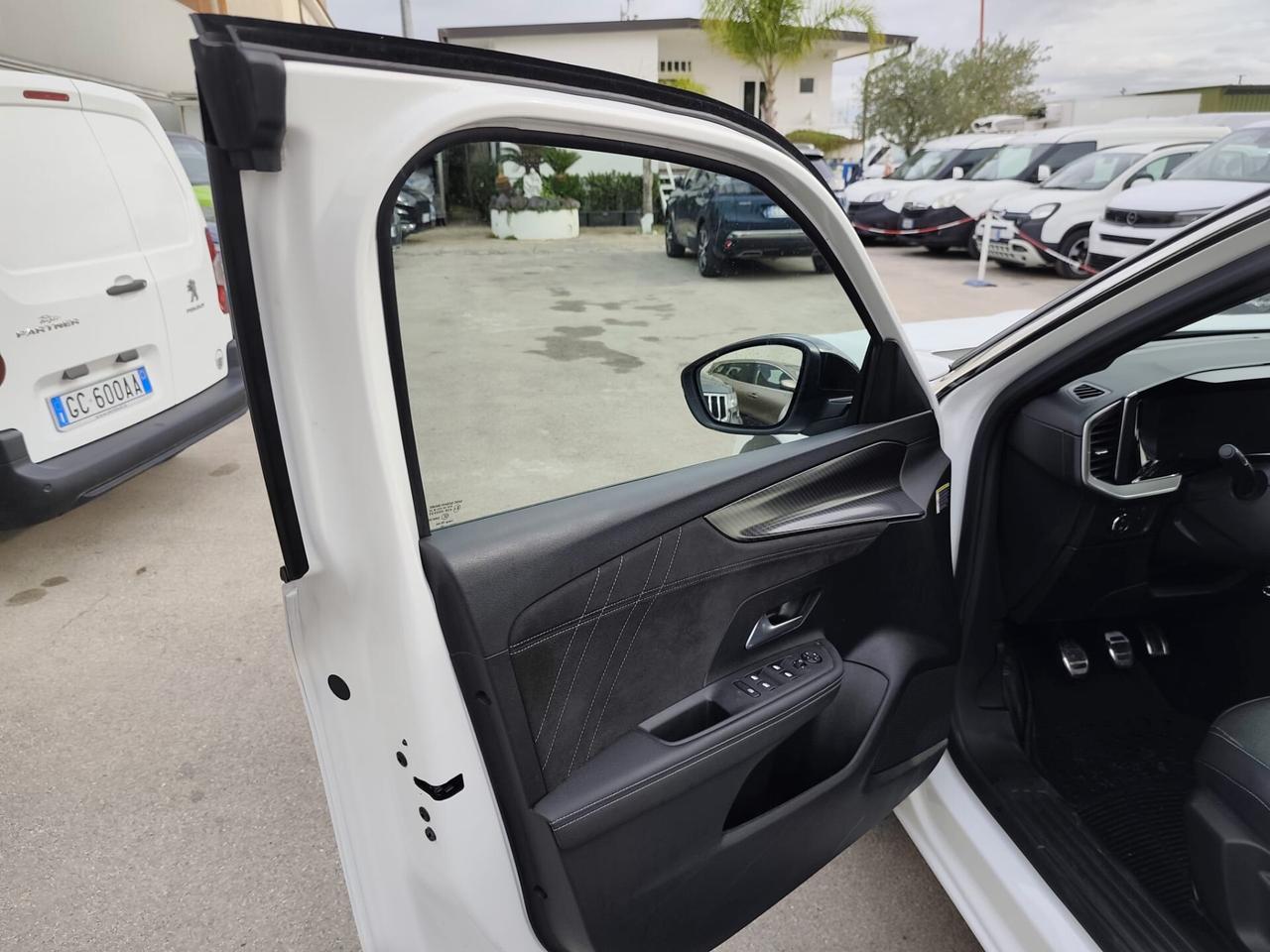 OPEL MOKKA VERSIONE GS LINE 1.5 PARI AL NUOVO RIF: 6825