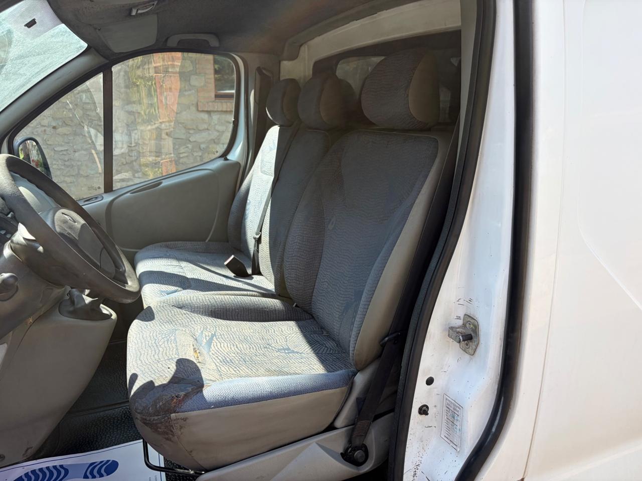 Renault Trafic T27 1.9 dCi/100PC-TN Furg.Confort