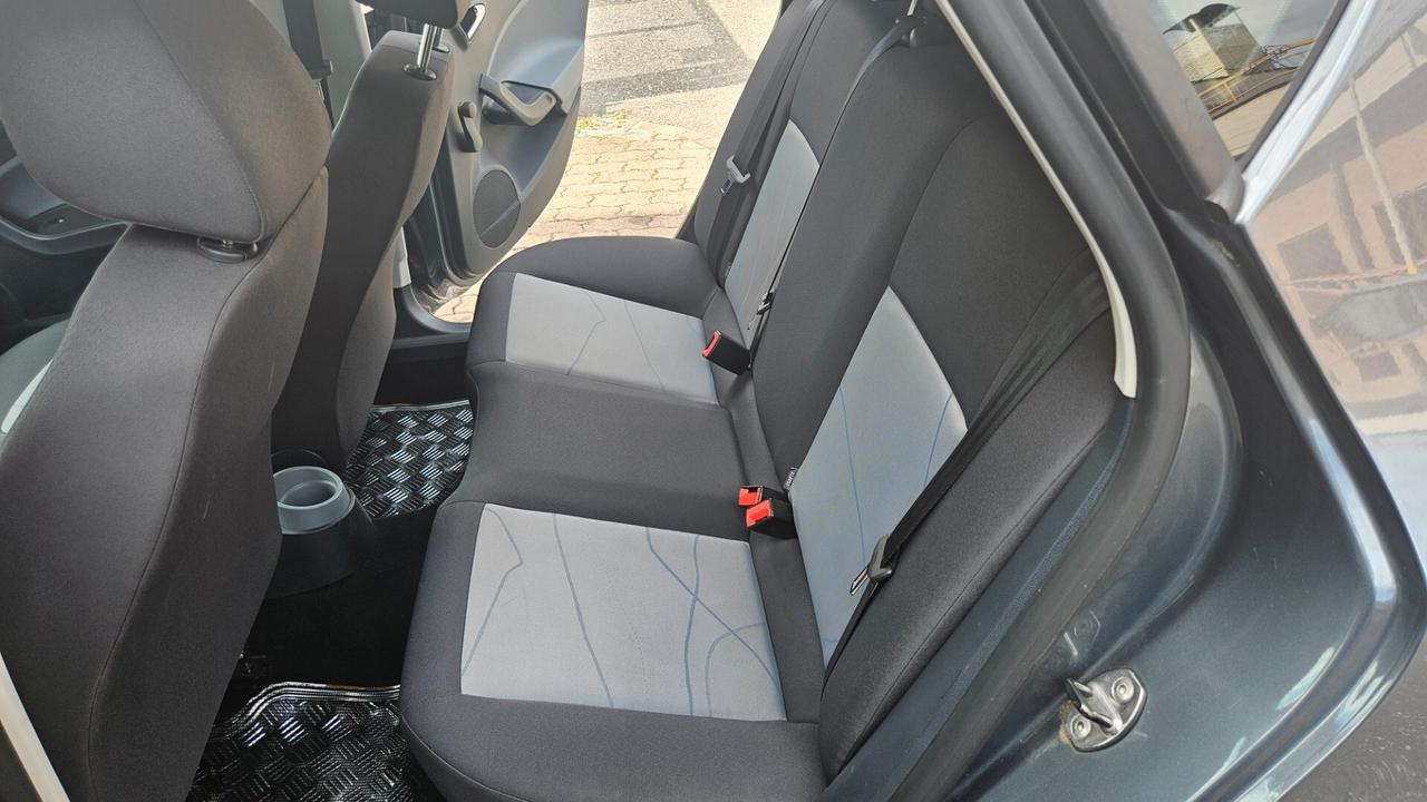 Seat Ibiza 5p 1.2 Style 70cv NEOPATENTATI
