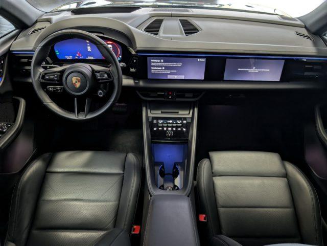 PORSCHE Macan Ev 4
